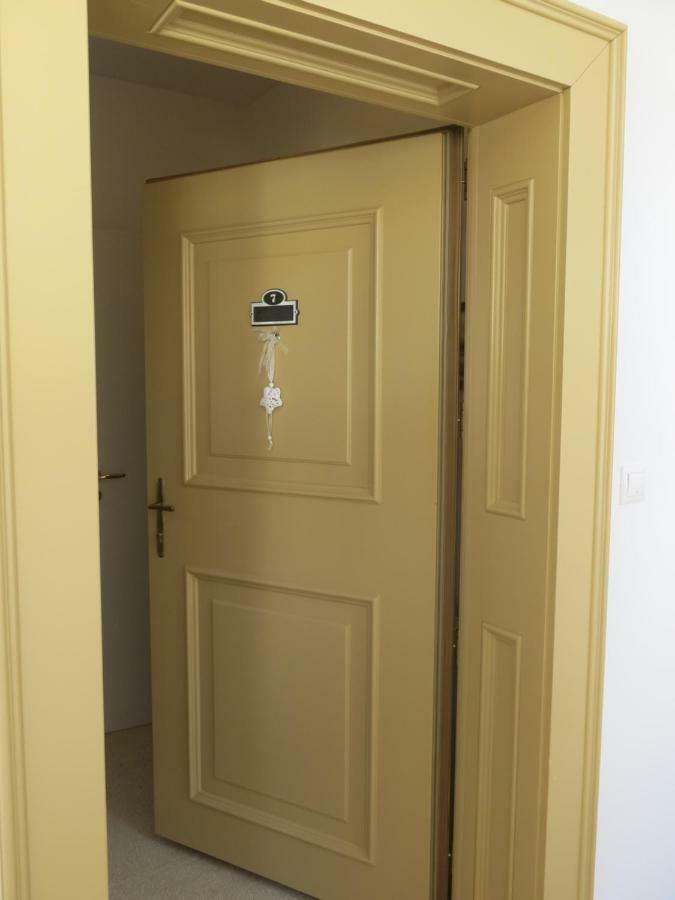Horvath Villa Apartman Aliz Balatonfüred Екстериор снимка